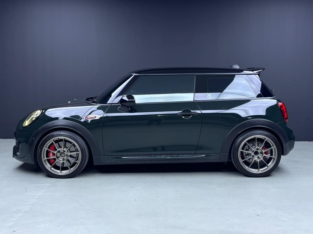 WhatsApp Image 2026-01-22 at 16.59.16 (1)