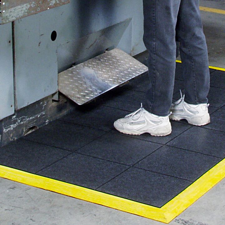 Interlocking ESD Conductive Solid Top Malaysia