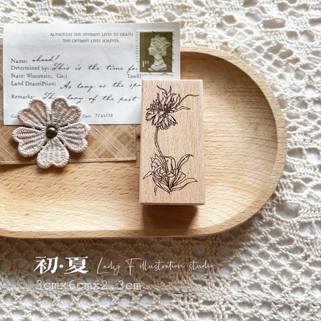 LadyF – dé.stationerist