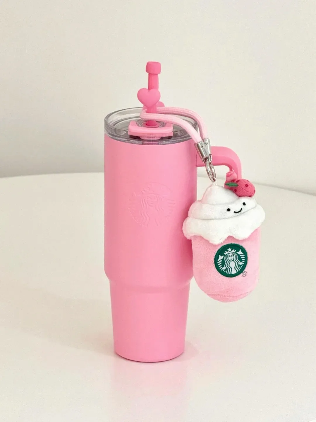 STARBUCKS | Room Twoo