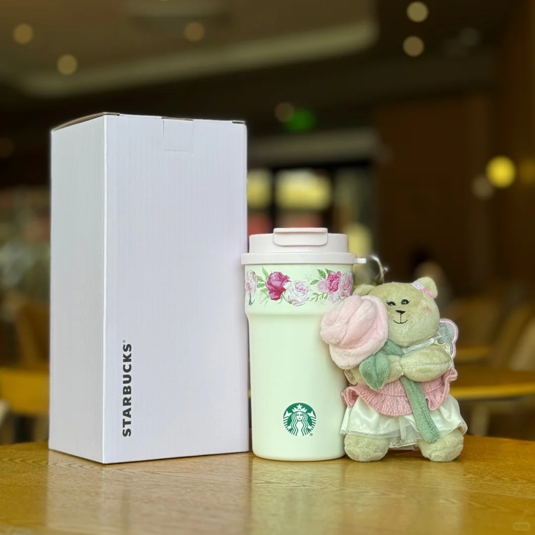 陷入 粉色的海洋🌸星巴克万花玫境系列_9_星爸爸红围裙_来自小红书网页版