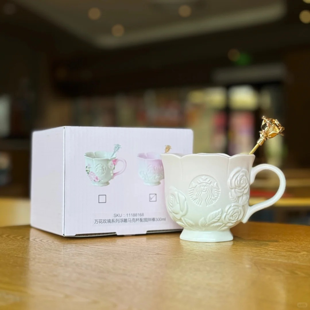 陷入 粉色的海洋🌸星巴克万花玫境系列_3_星爸爸红围裙_来自小红书网页版