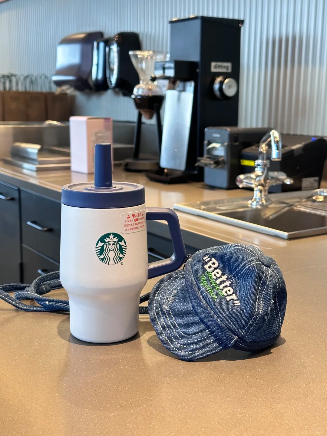 星巴克新品丹宁来啦_11_香草拿铁咖啡_来自小红书网页版