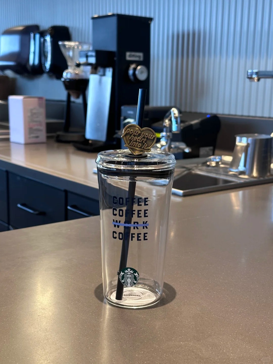 星巴克新品丹宁来啦_6_香草拿铁咖啡_来自小红书网页版