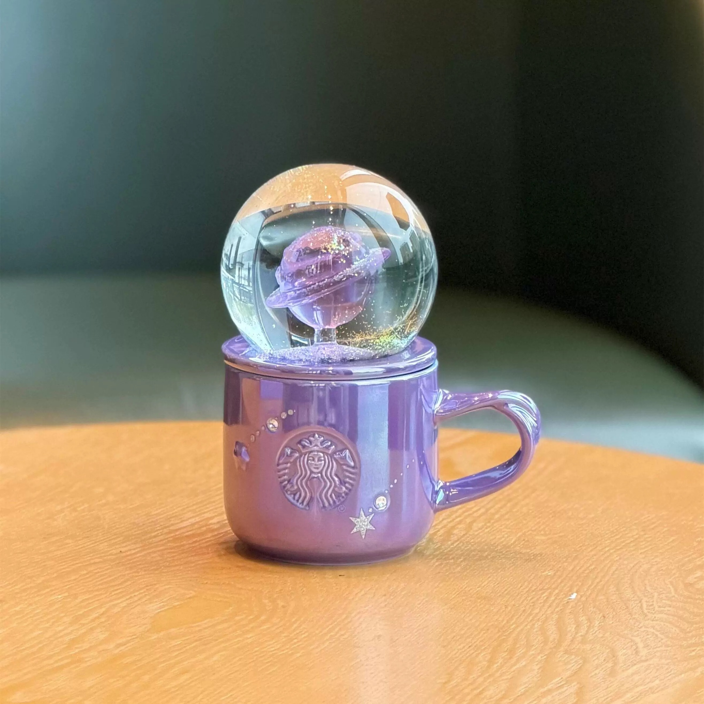 Snowglobe Mug 190ml