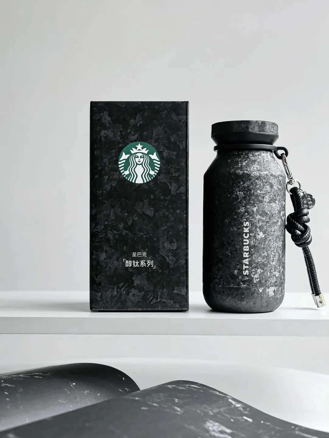 星巴克新品！醇钛系列真的好酷啊！🖤_2_Cc来咯_from rednote web