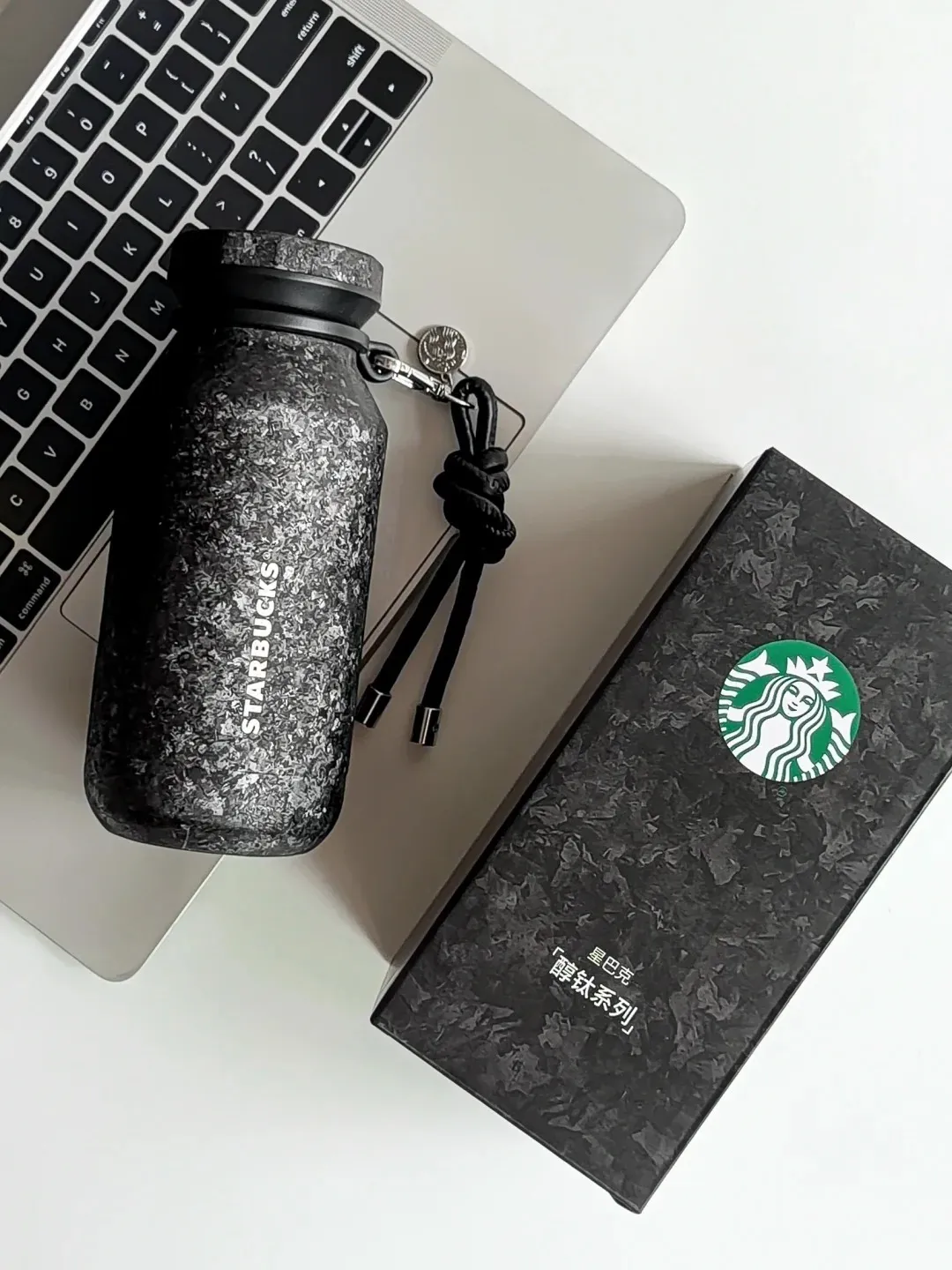星巴克新品！醇钛系列真的好酷啊！🖤_1_Cc来咯_from rednote web