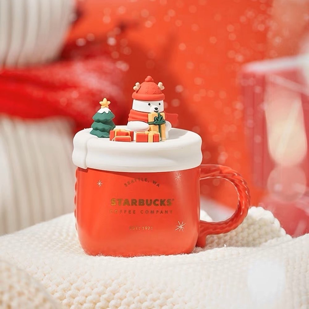 US$ 199.99 - Starbucks 2022 China Christmas 24 pieces Studded Keychain  Ornament Advent Calendar( stripe credit card will be appreciated) -  m.