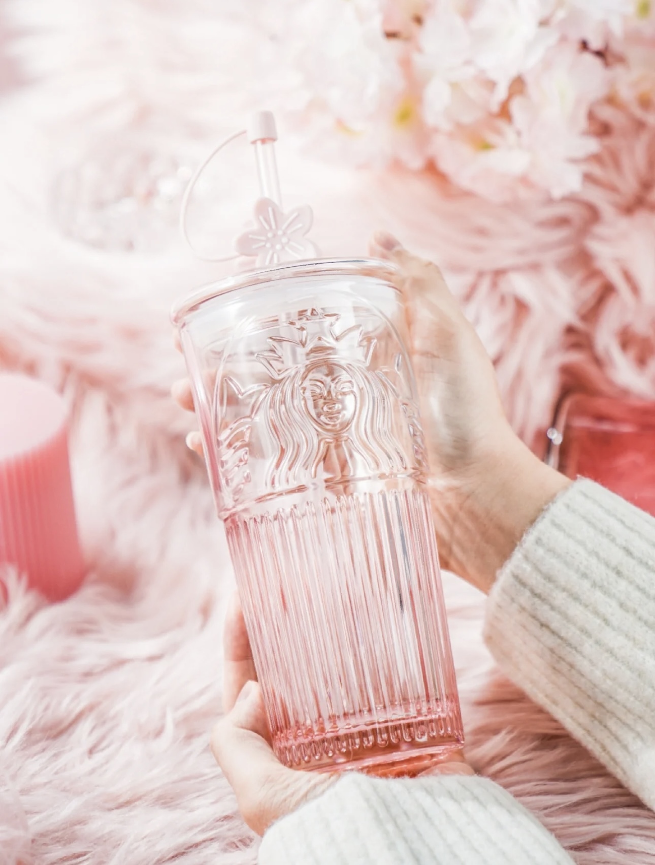 PRE ORDER Starbucks 2023 China 10oz Pink Gradient Cherry Blossom Glass