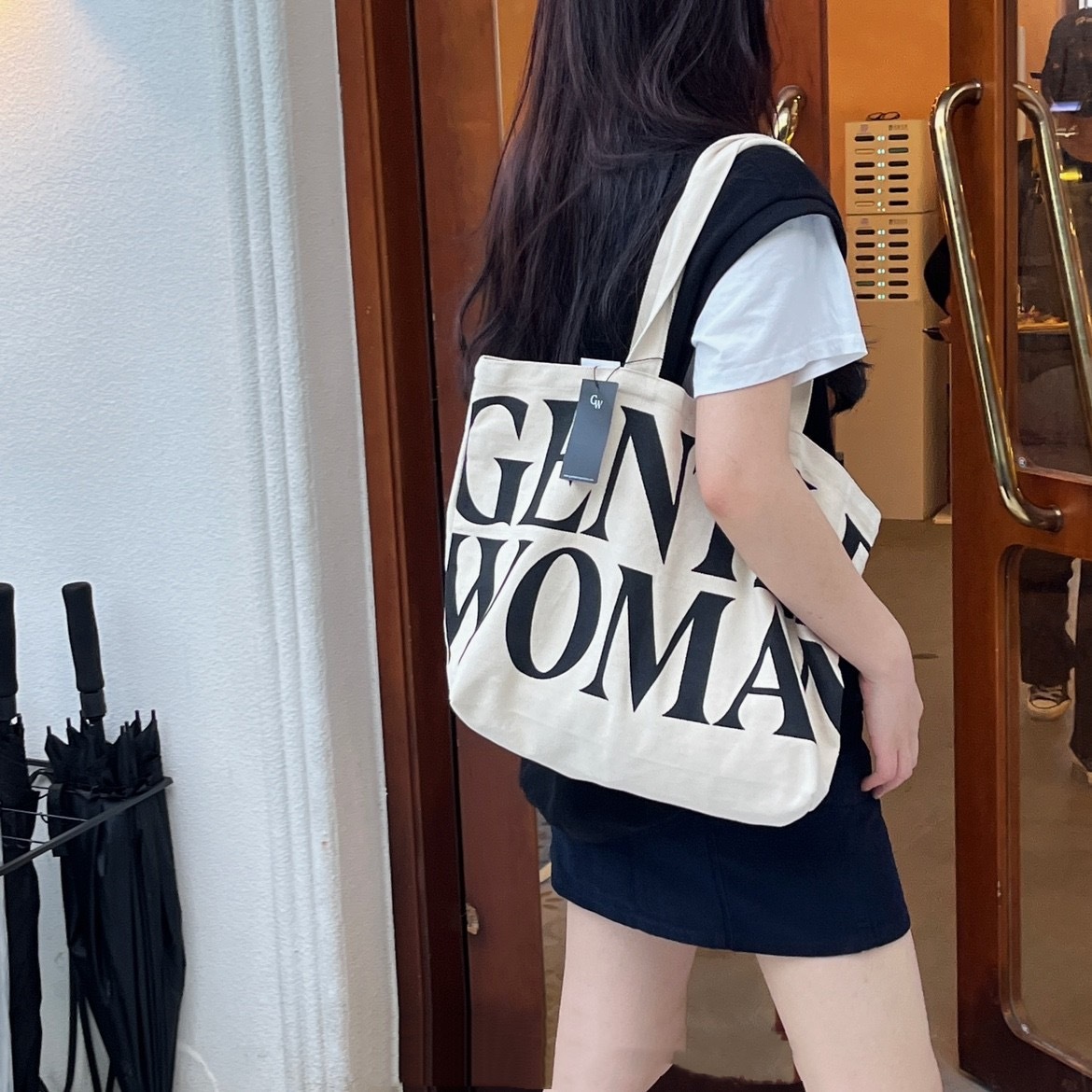 Gentlewoman Tote Bag – Room Twoo