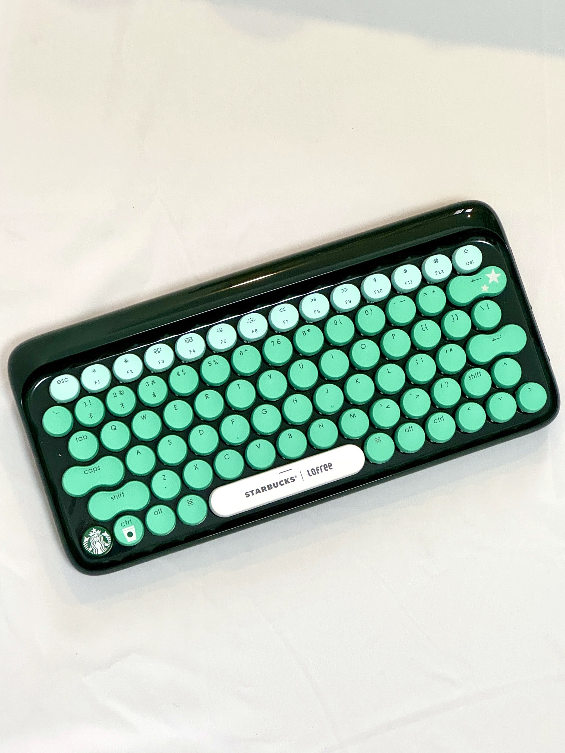 Starbucks China X Lofree Mechanical Keyboard – Room Twoo Starbucks China X Lofree Mechanical Keyboard – Room Twoo