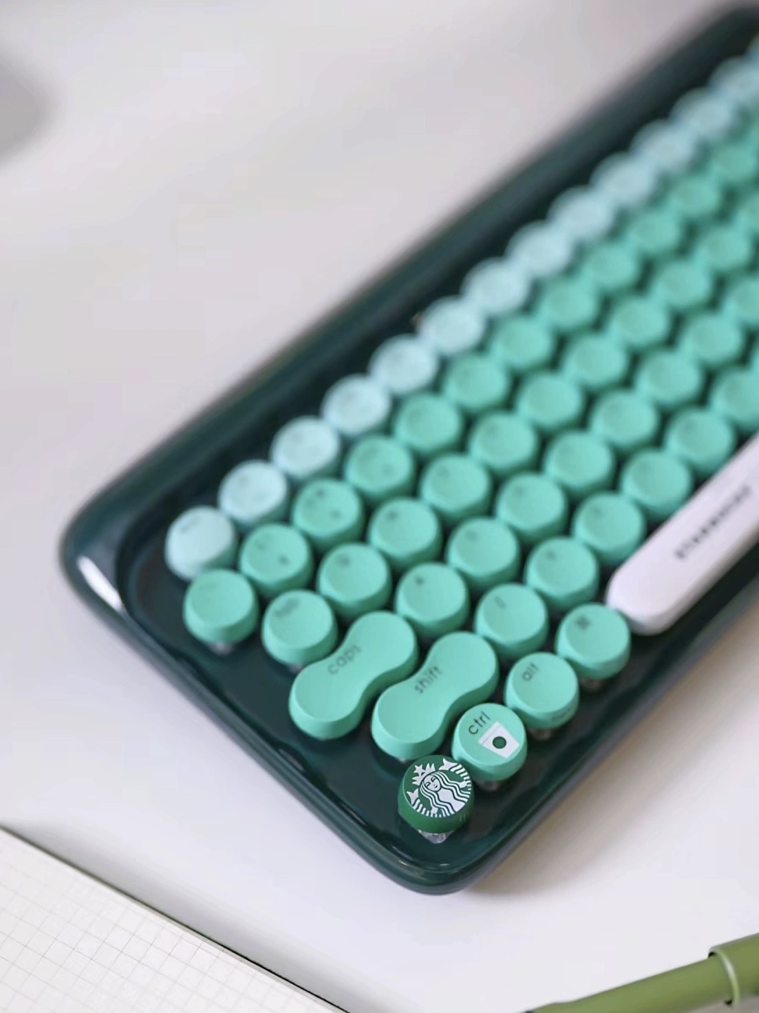 Starbucks China X Lofree Mechanical Keyboard – Room Twoo