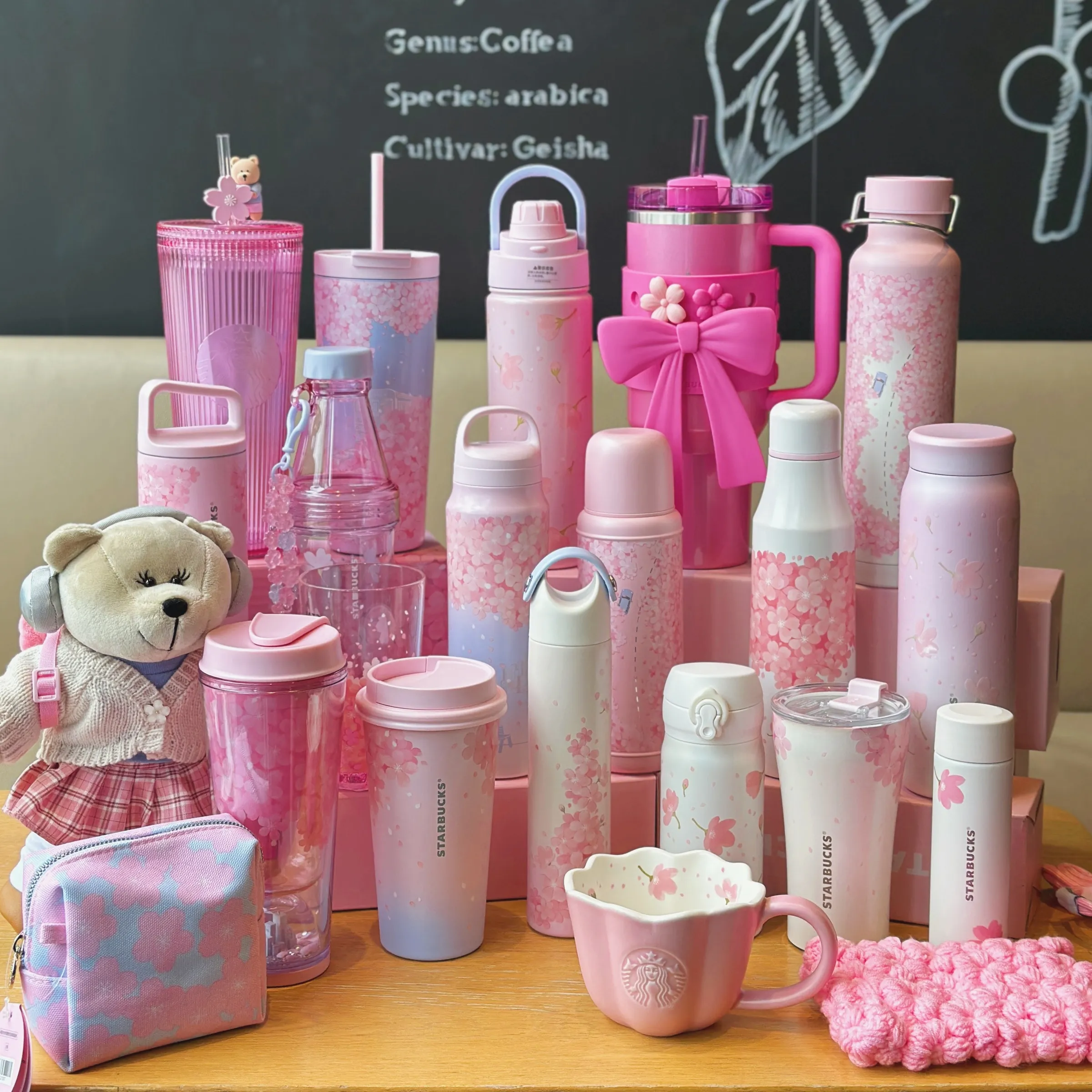Starbucks China 2025 Sakura Collection – Room Twoo Starbucks China 2025 Sakura Collection – Room Twoo