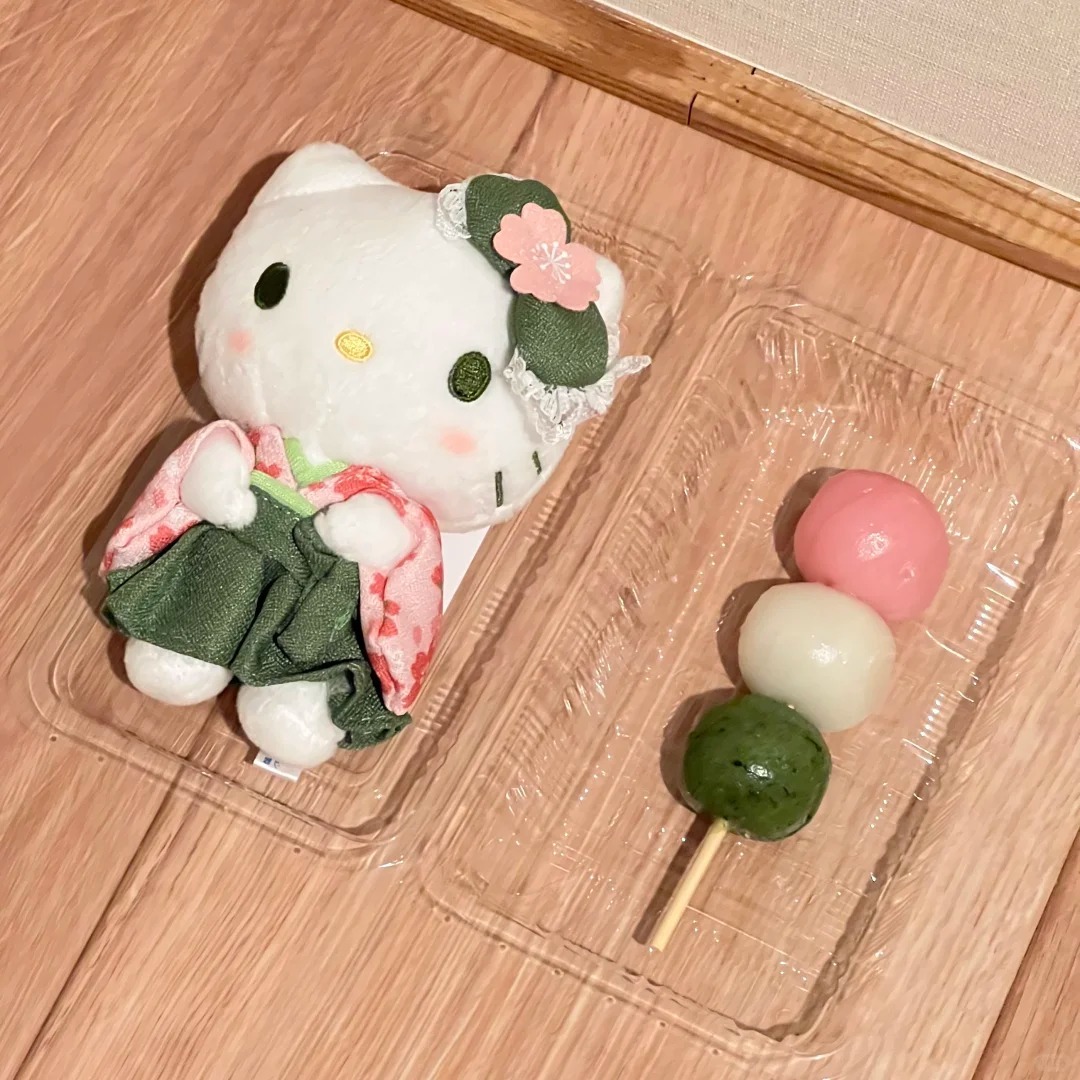 抹茶kitty和三色丸子绝对适配度！_1_春雨夜_来自小红书网页版