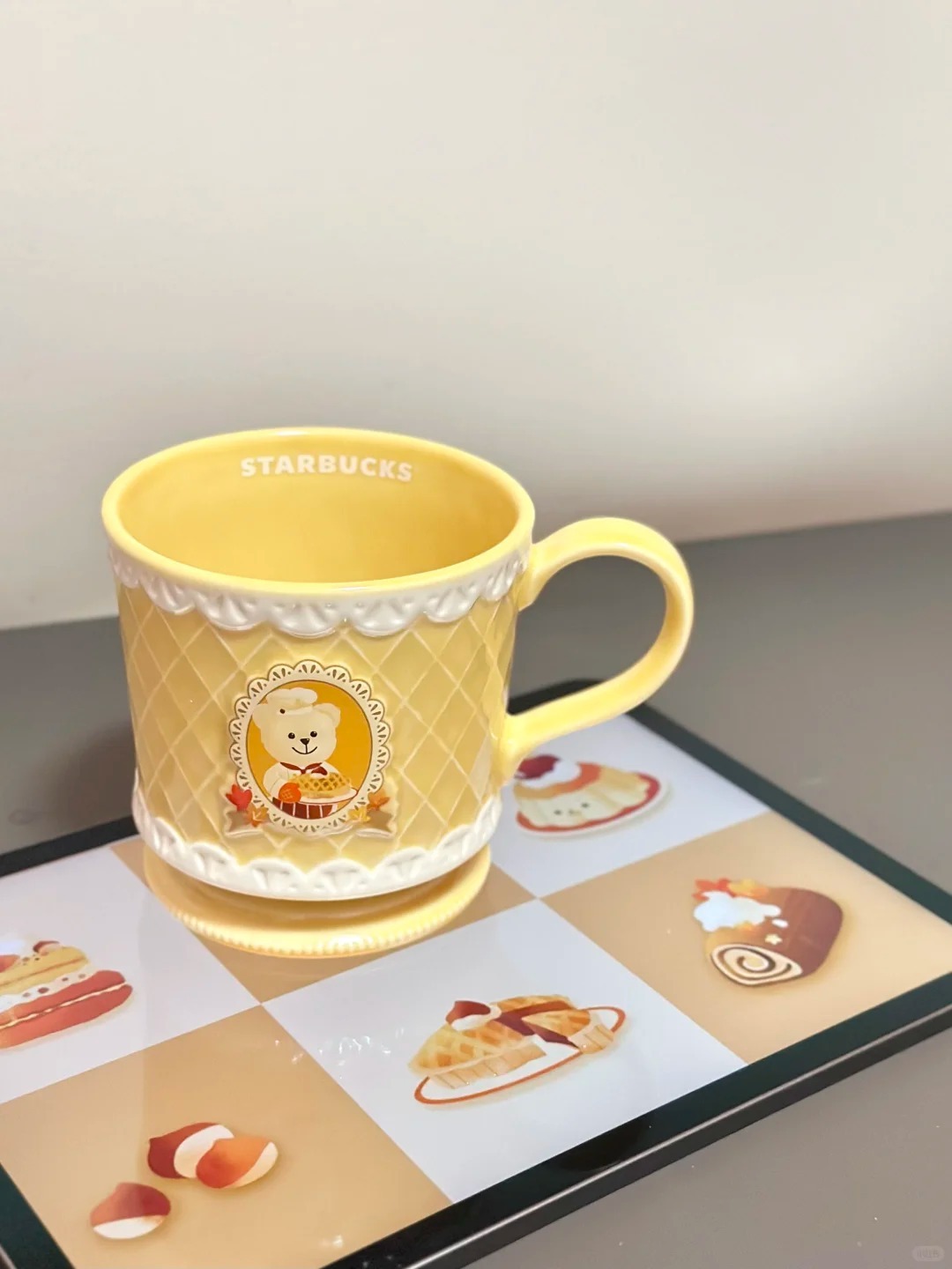 🧇星巴克新品！小熊甜心马克杯💫_2_糍小饭饭_来自小红书网页版