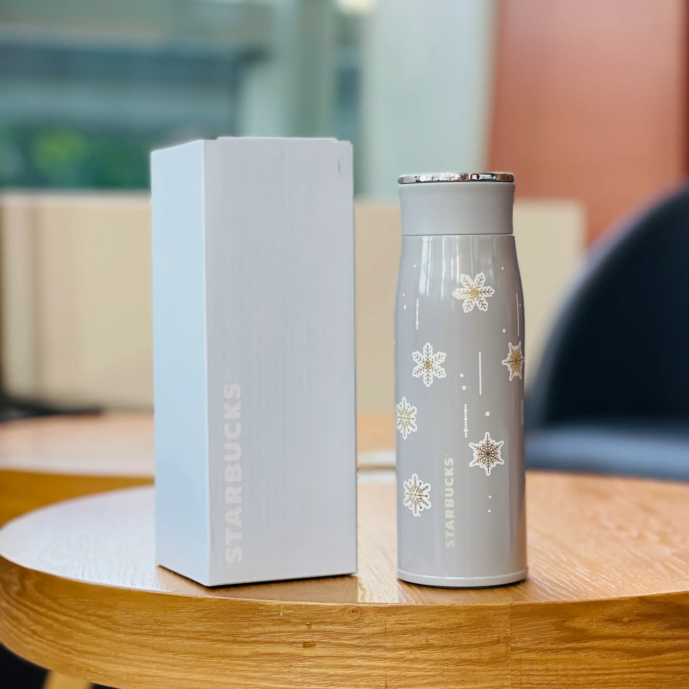 O1CN01ZomckJ1a8aBHtyCtt~hdr~_!!762683285