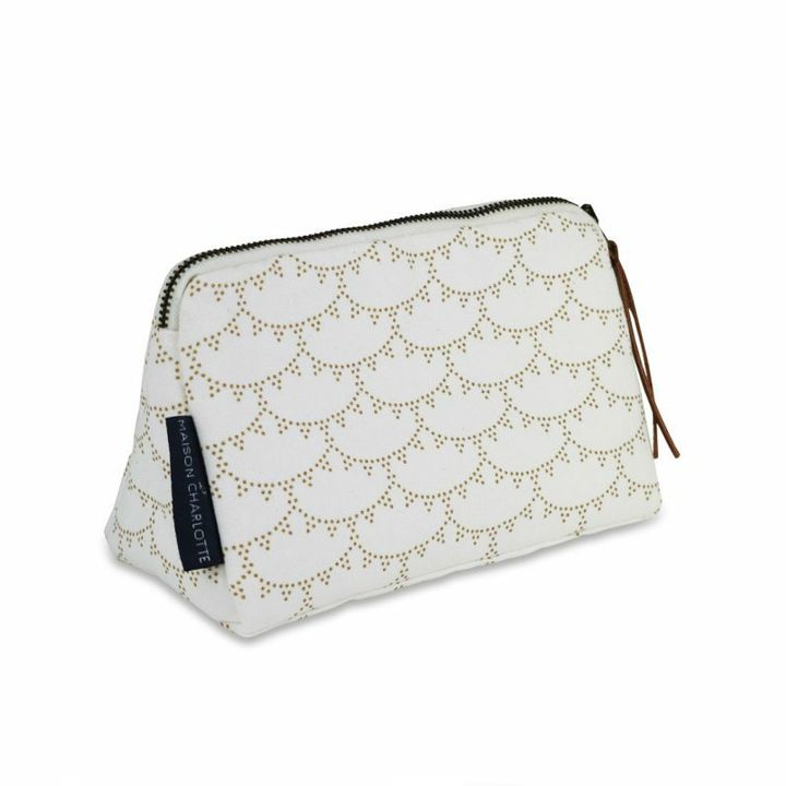 trousse-toilette-canevas-motif-rivoli-maison-charlotte-800x800