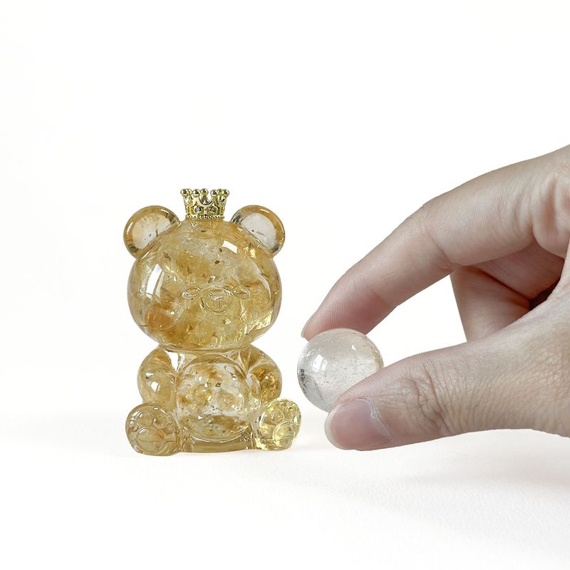 dawn-zhuanyun-bear-detail-crystal-ball