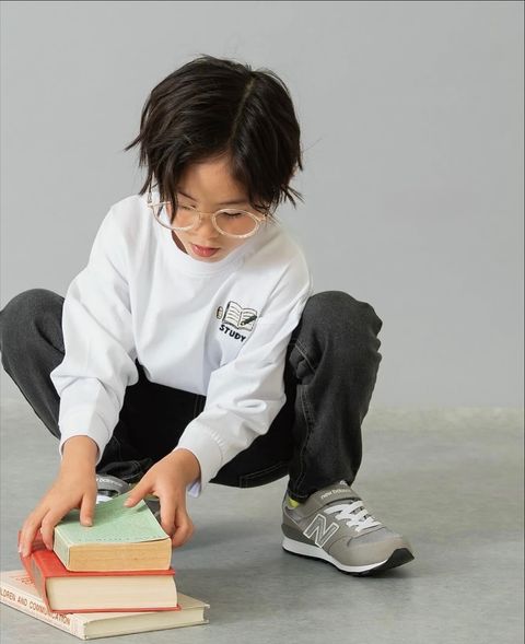 335C0E00-D7B0-40A6-9A96-2D676F6A619D