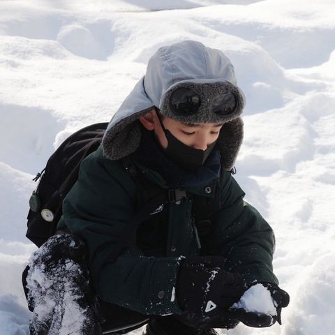 7A924F21-FB8D-4638-B090-9CF61EC7C4C9