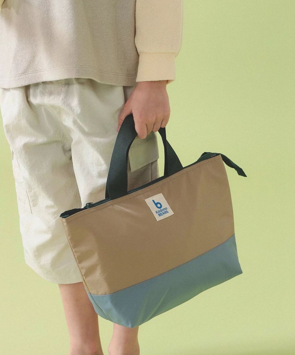 74BEA84A-49BE-43D3-8D5D-136D2DF48B83