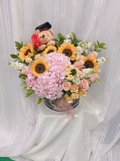 photo_6179349502830425771_y