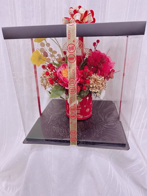 photo_6242238200684856012_y