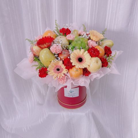 photo_6201863781525603742_y