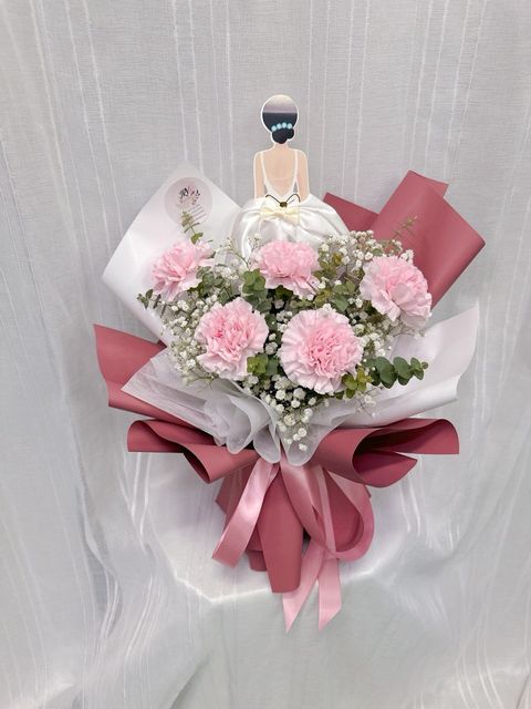 photo_6062318030630798184_y