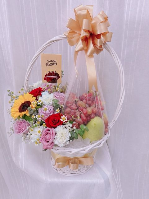 photo_6338922063456225974_y (1)