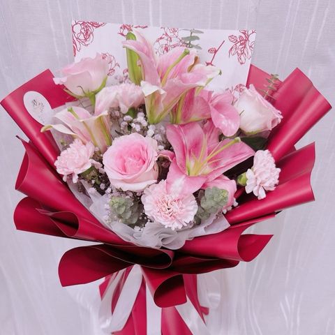 photo_6183487544906336184_y