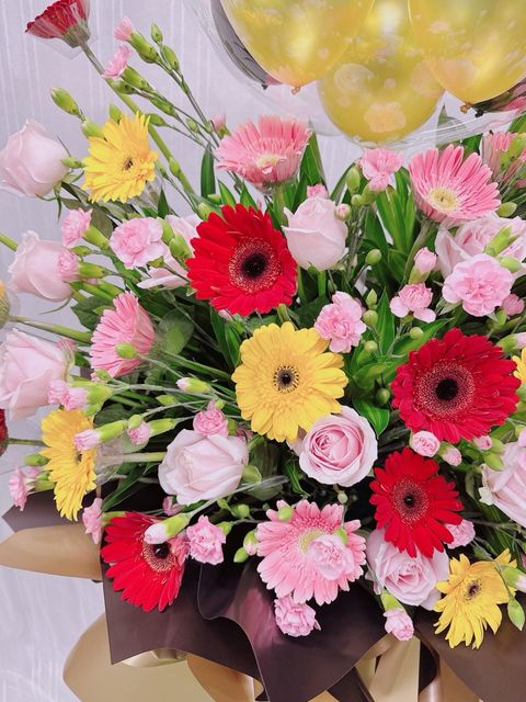 photo_6197317253700110068_y