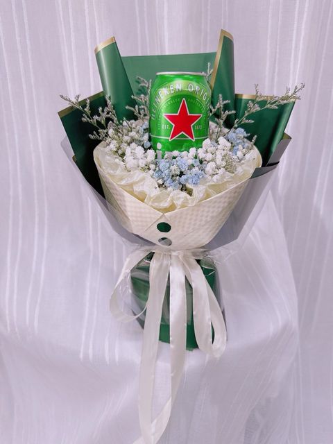 photo_6228987320338597622_y