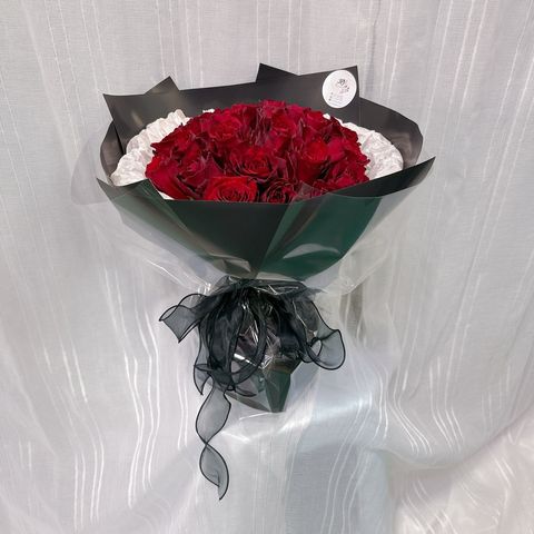 photo_6285282959925828204_y