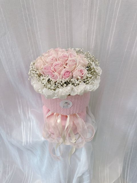 photo_6307815664030696914_y