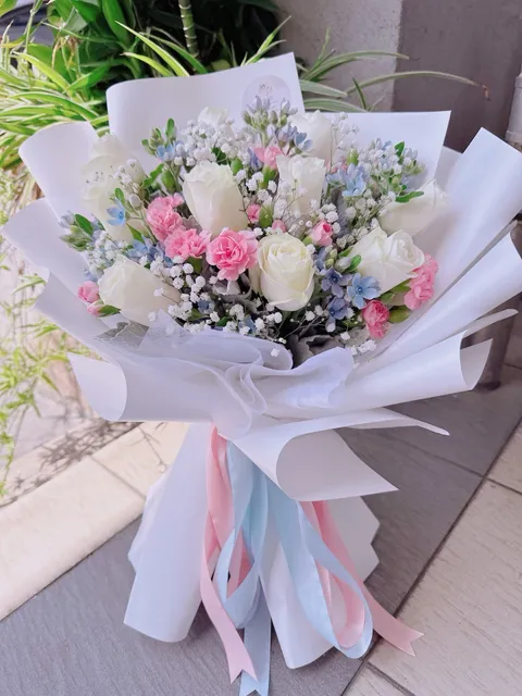 photo_6192810802214456664_y