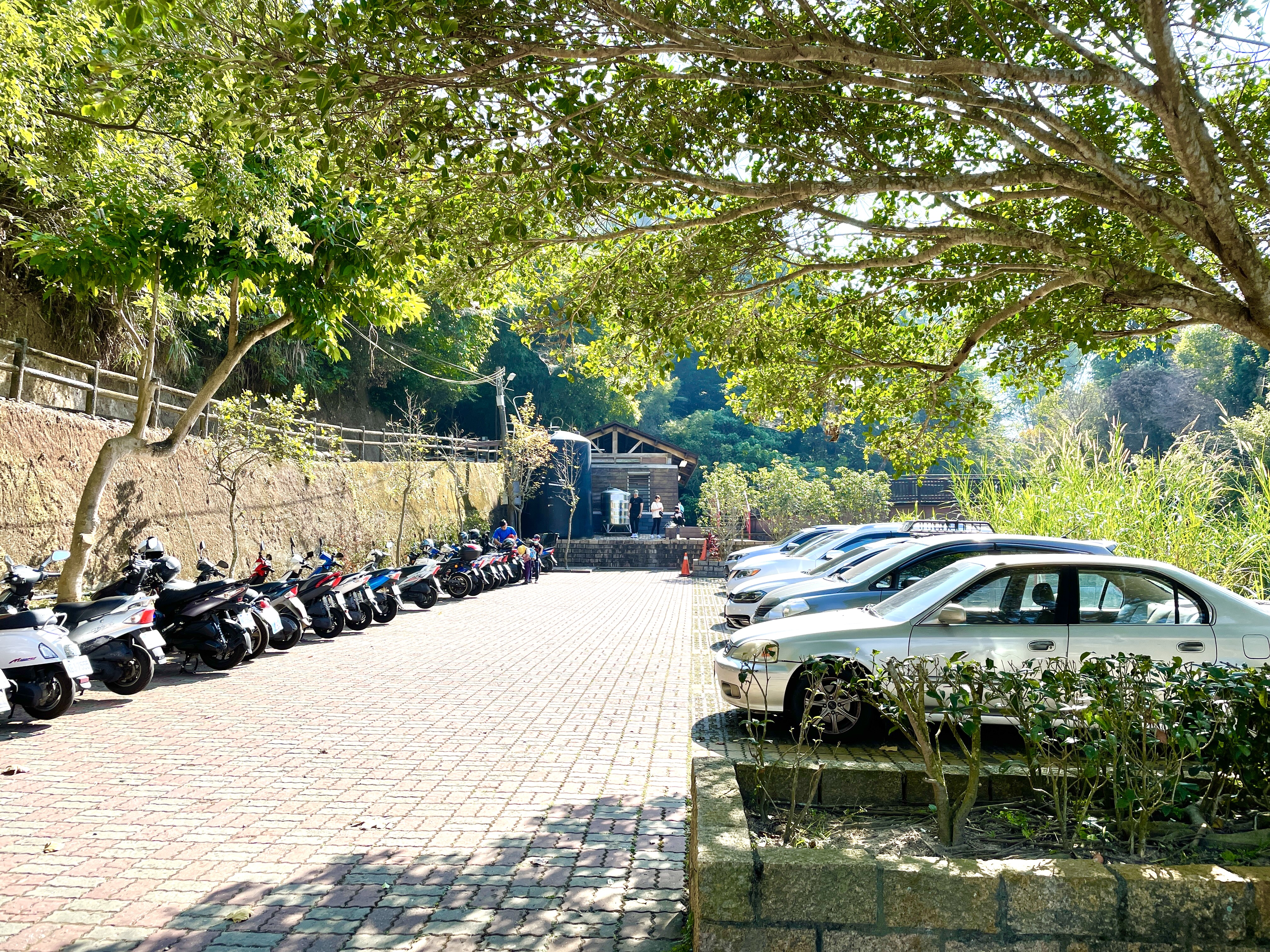 大坑入口停車場