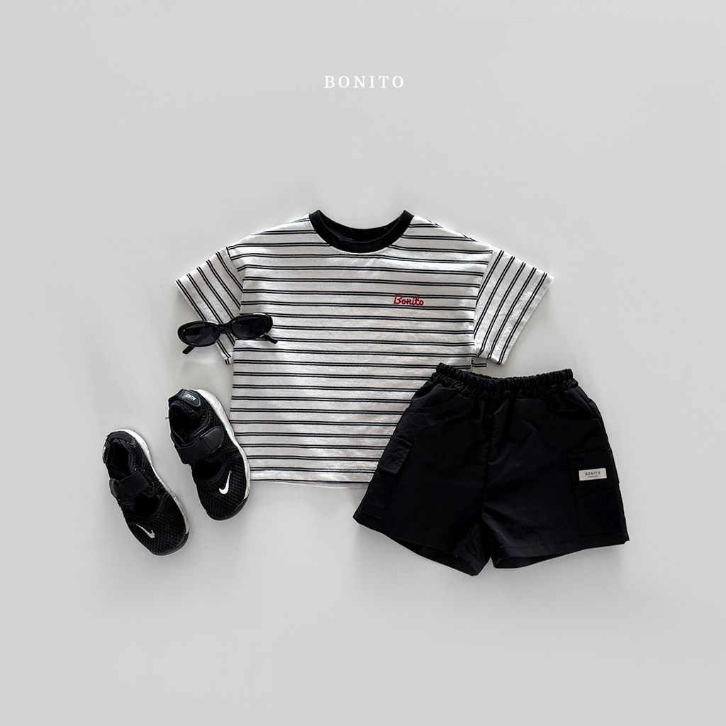 두8