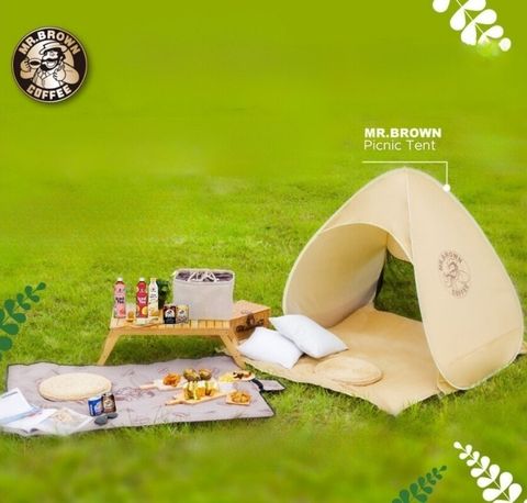 Mr Brown Picnic Tent