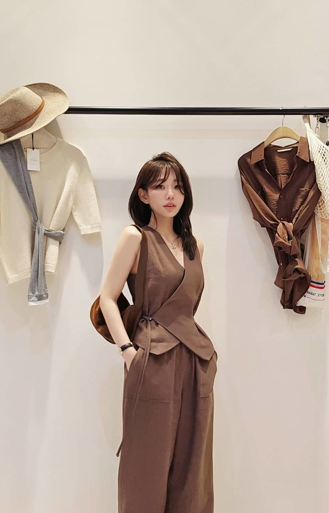 LINE_ALBUM_20250907(日) OLIVE秋冬韓國連線-原始檔1(服飾類+皮帶)_250910_50