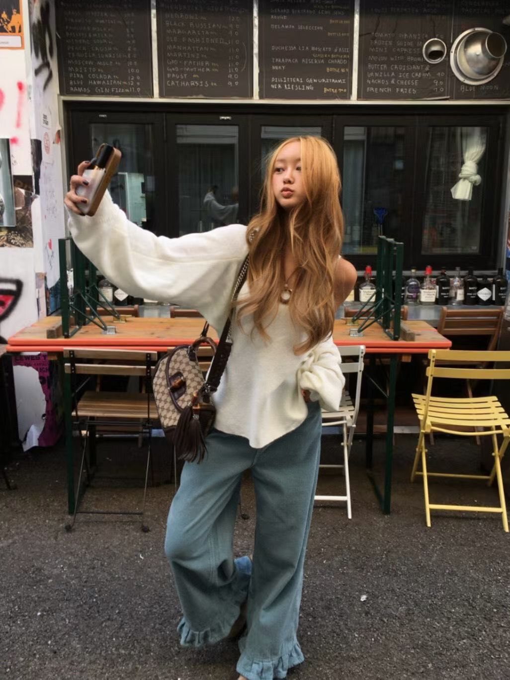 590775877_1901388304064487_2038180846364176281_n (1)