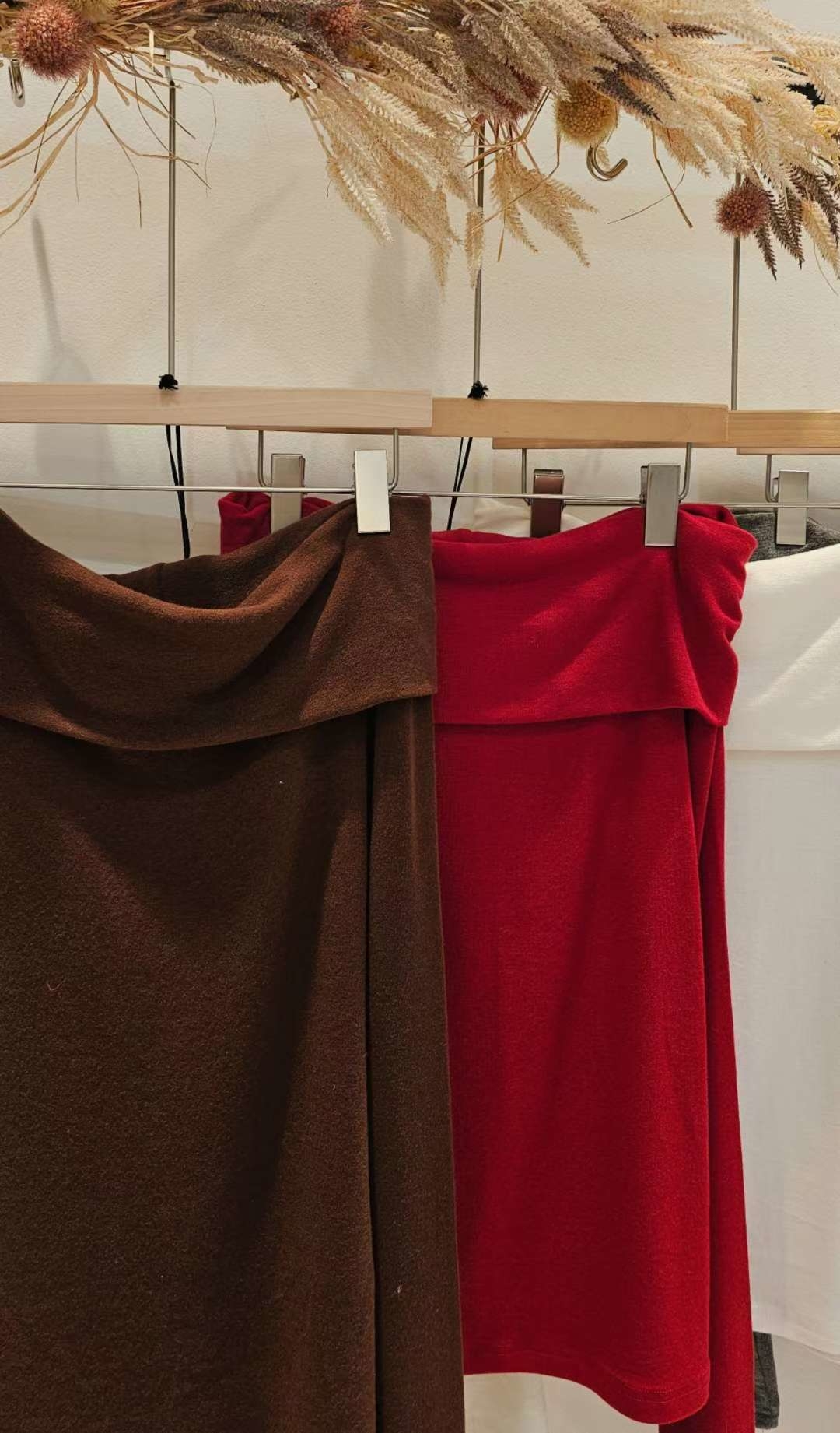 LINE_ALBUM_20251203(三) OLIVE秋冬韓國連線-原始檔3(服飾類)_260105_2