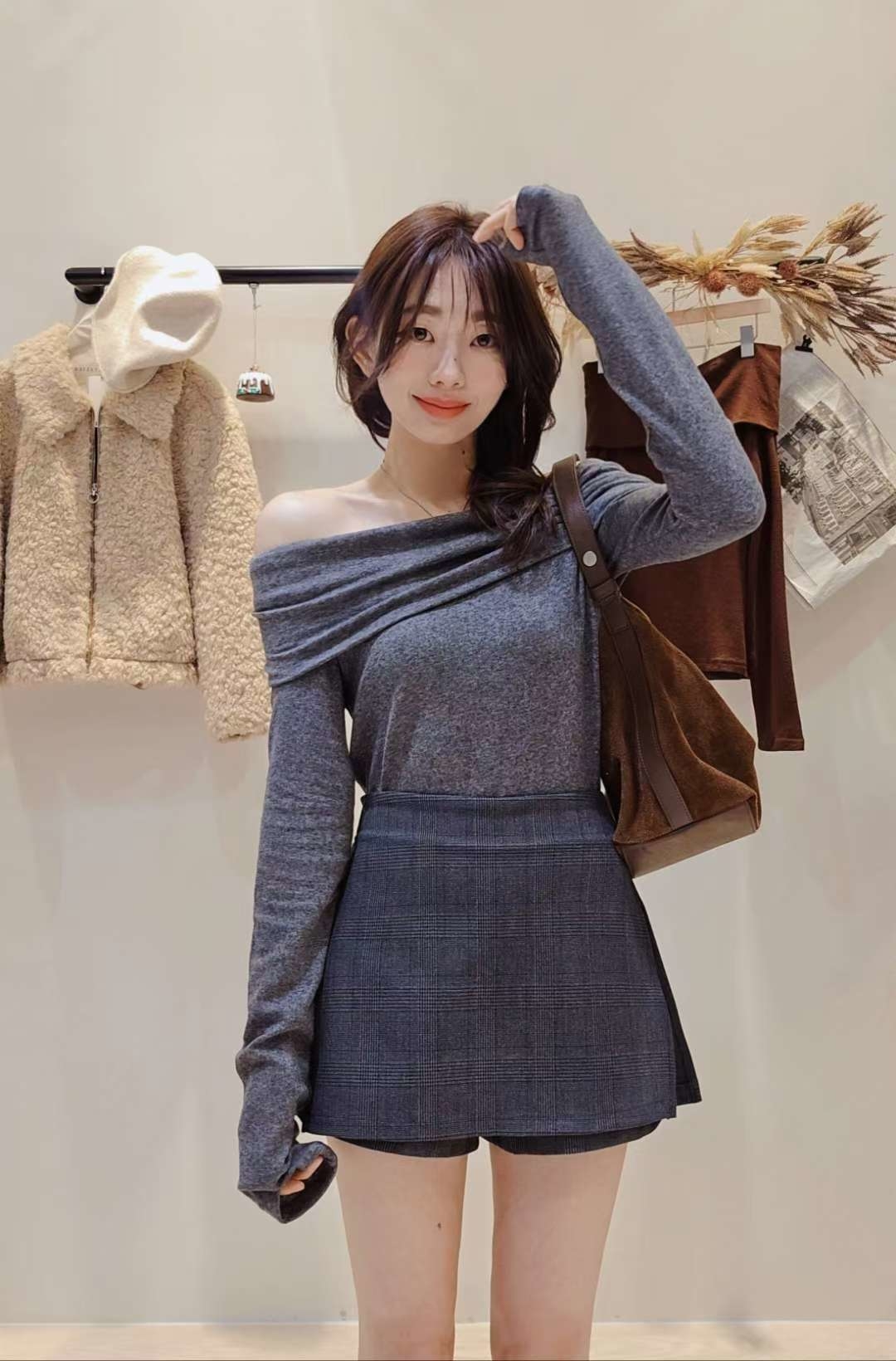 LINE_ALBUM_20251203(三) OLIVE秋冬韓國連線-原始檔3(服飾類)_260105_17