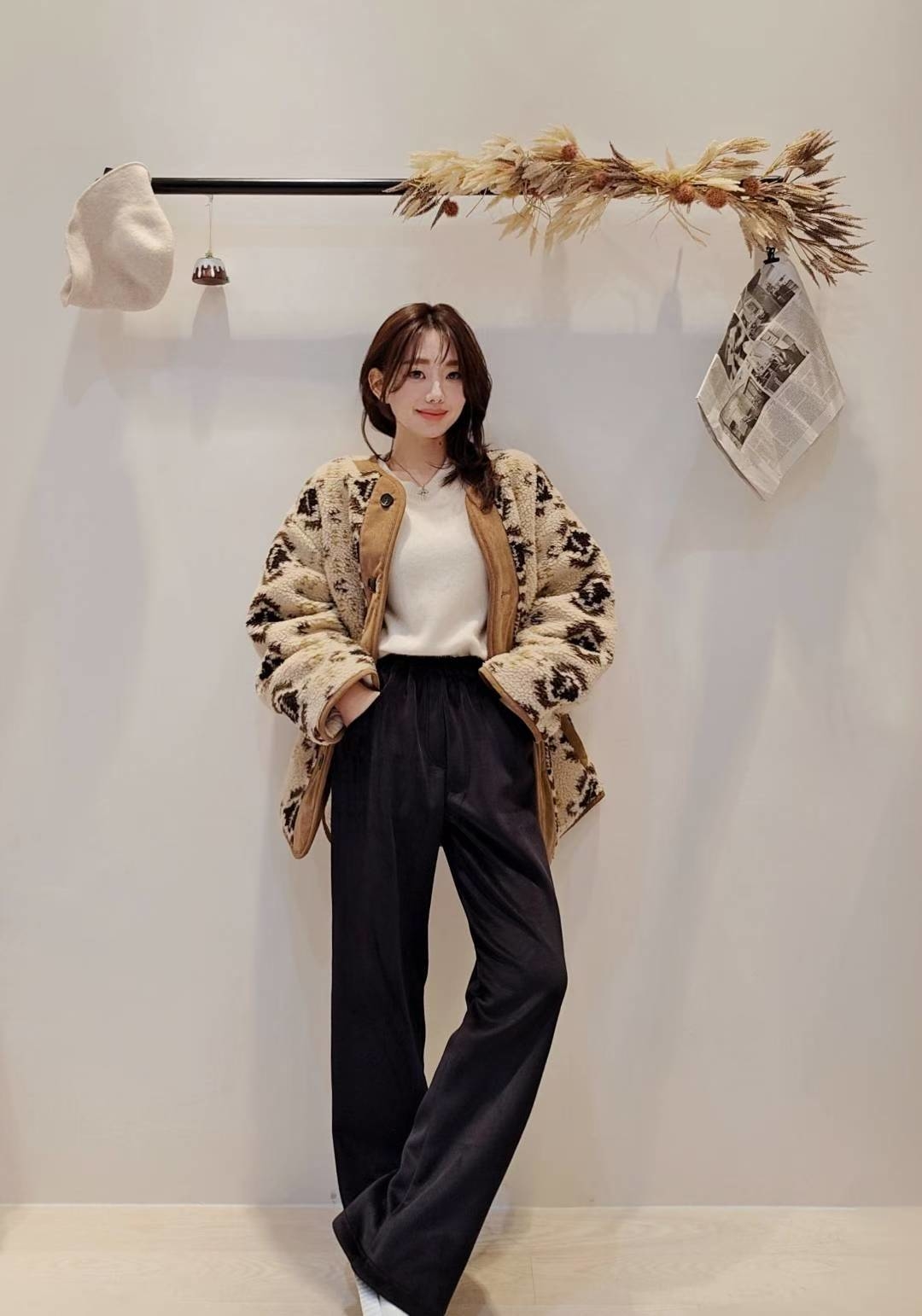 LINE_ALBUM_20251203(三) OLIVE秋冬韓國連線-原始檔3(服飾類)_260106_5