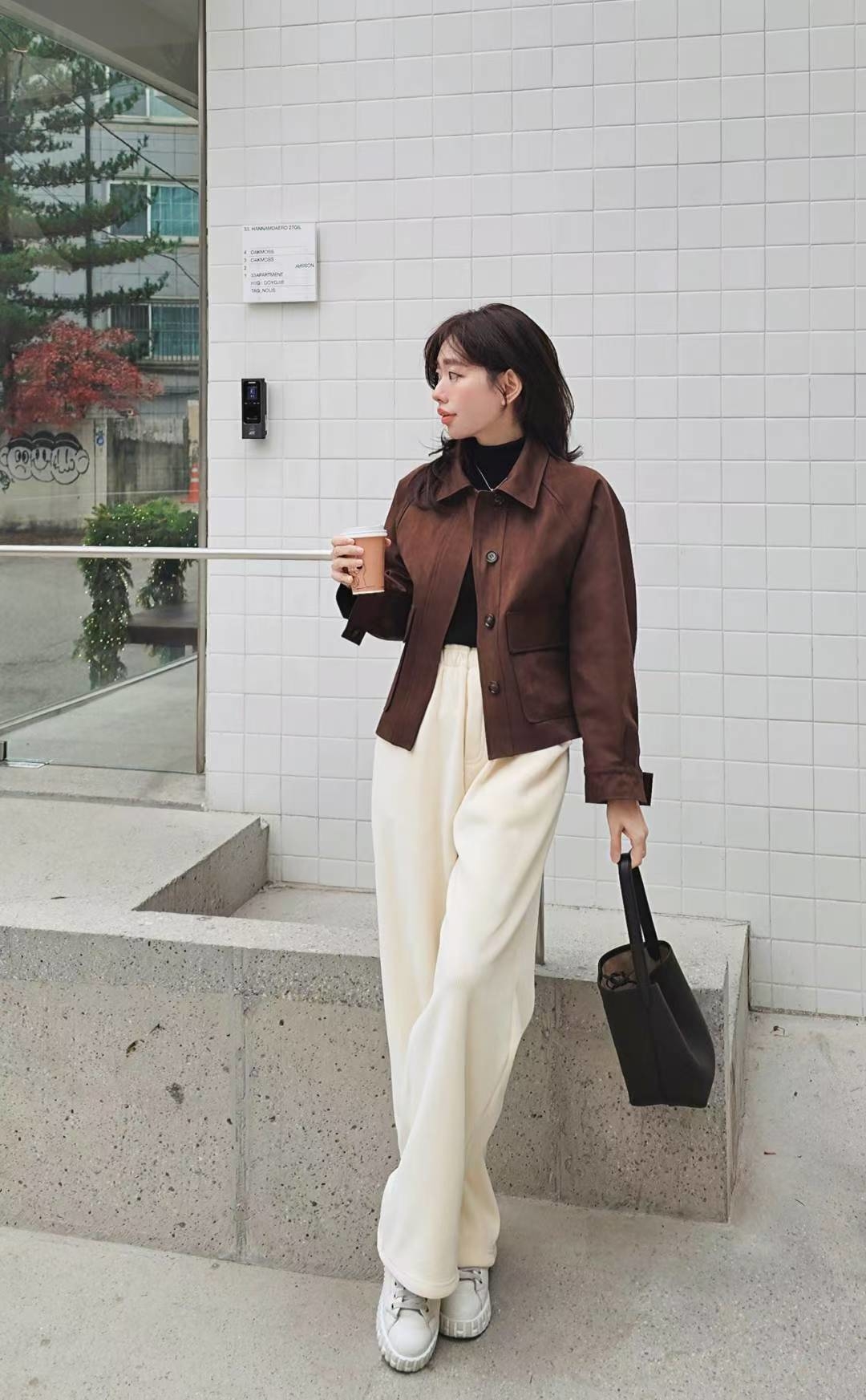 LINE_ALBUM_20251203(三) OLIVE秋冬韓國連線-原始檔3(服飾類)_260106_15