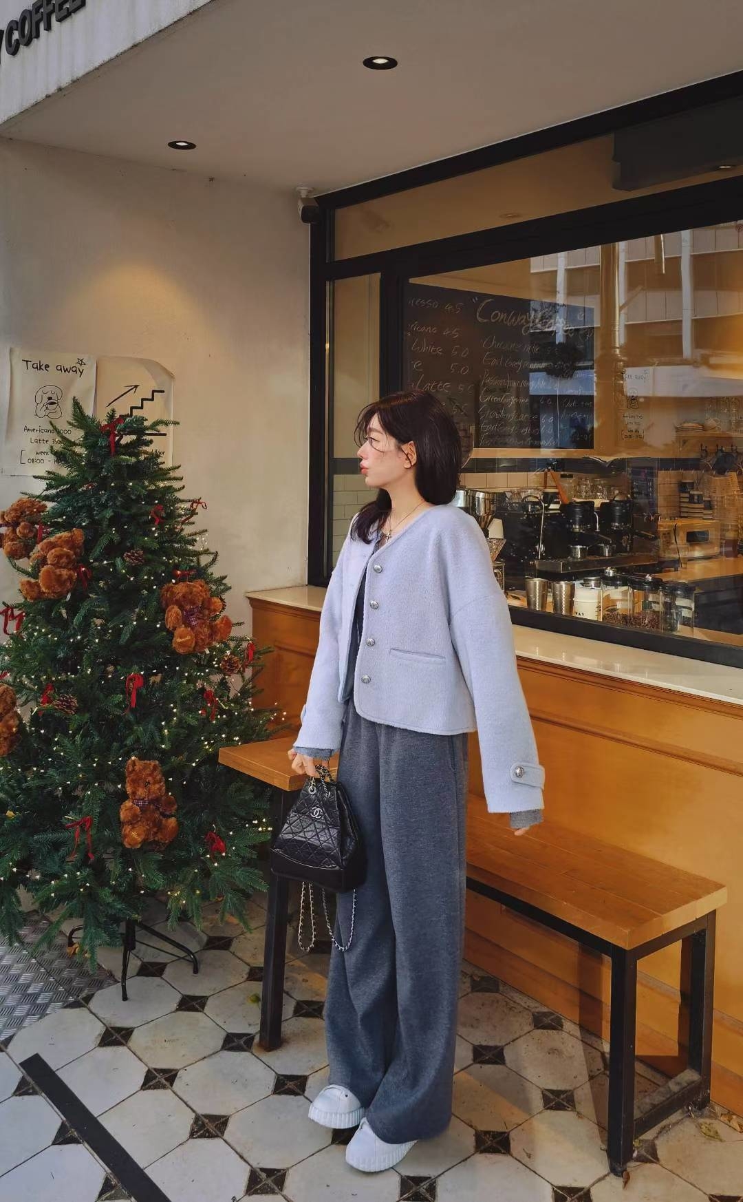 LINE_ALBUM_20251203(三) OLIVE秋冬韓國連線-原始檔3(服飾類)_260106_64