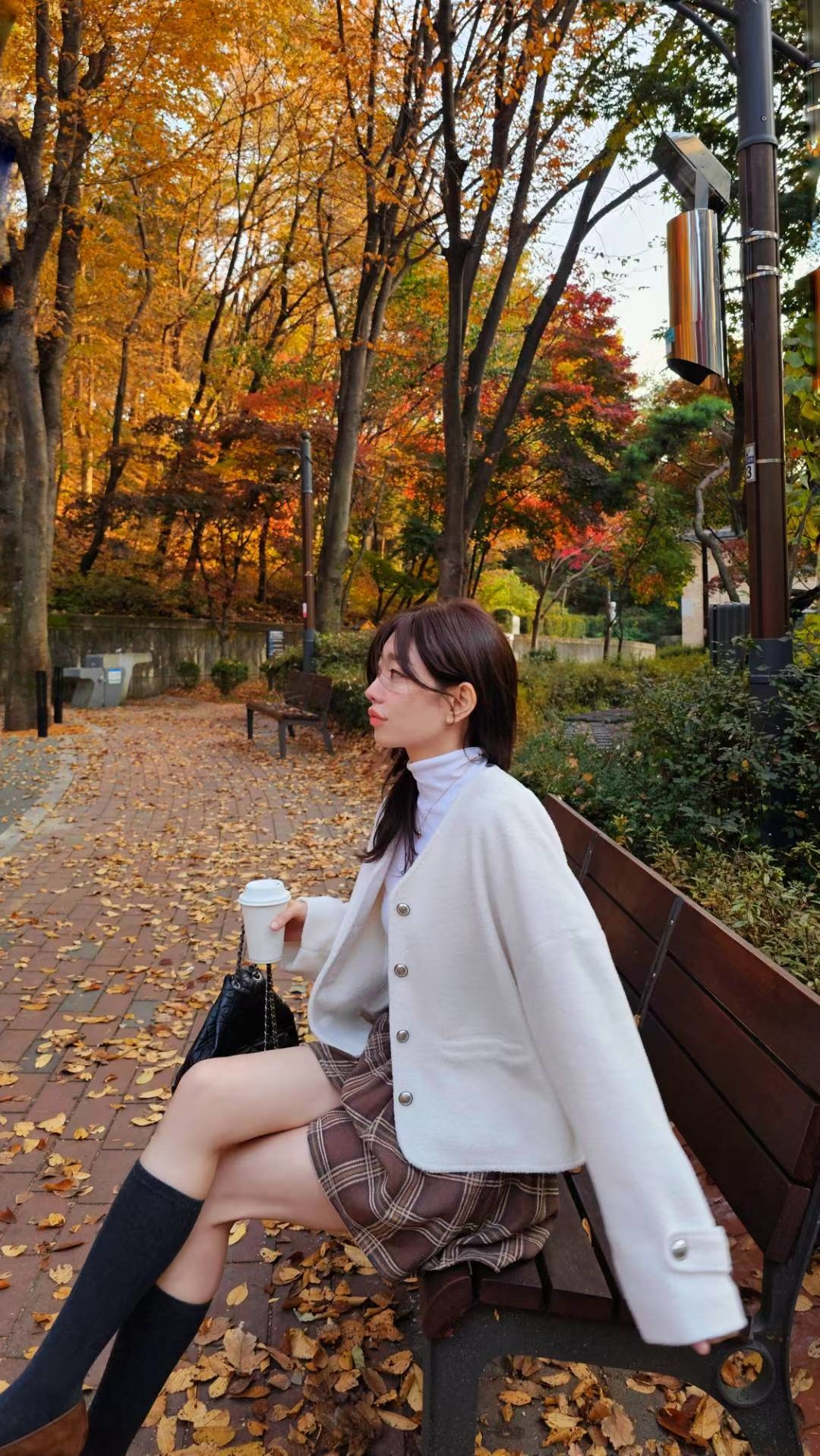 LINE_ALBUM_20251203(三) OLIVE秋冬韓國連線-原始檔3(服飾類)_260106_69