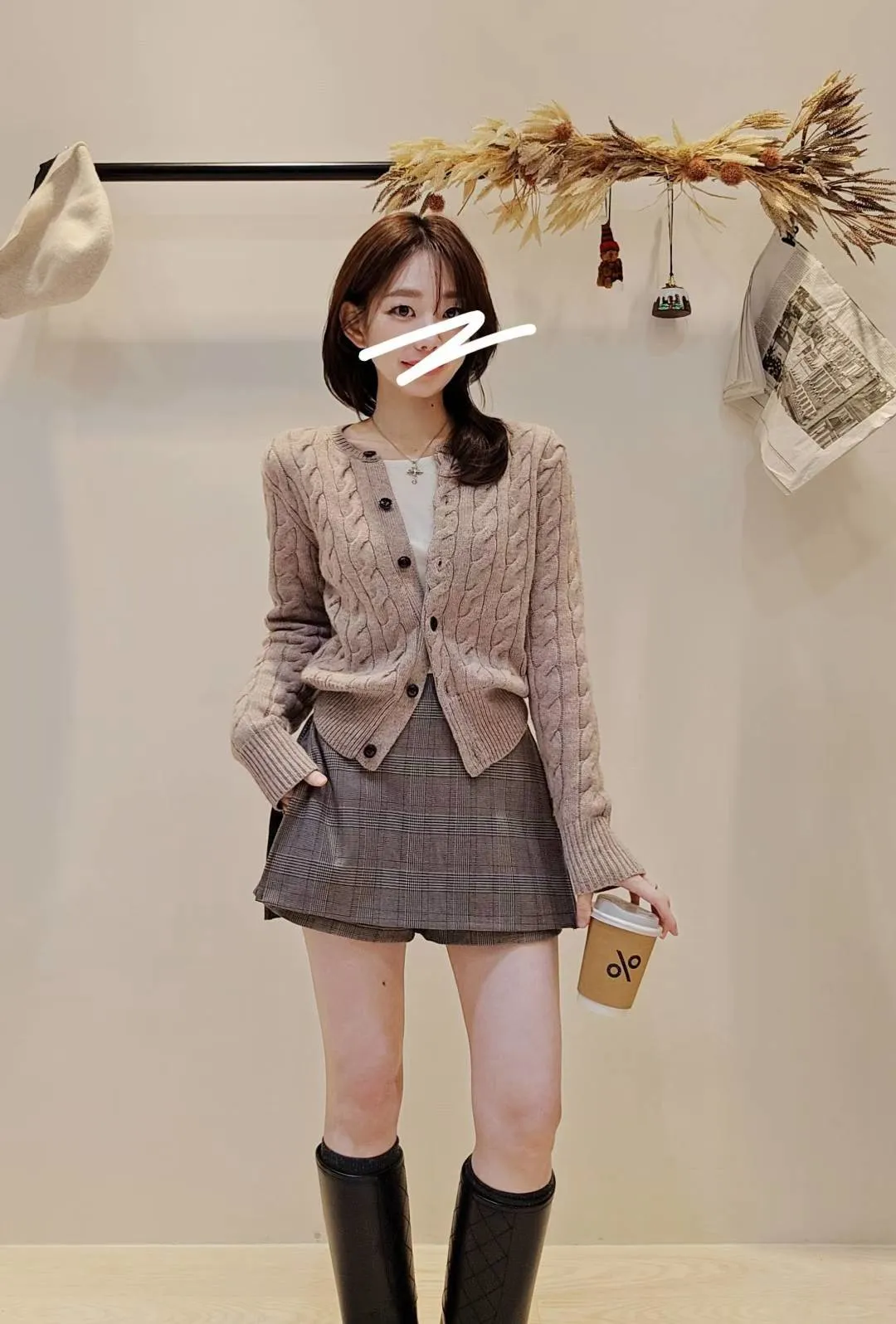 LINE_ALBUM_20251226(五) OLIVE秋冬韓國連線-原始檔3(服飾類)_260109_28