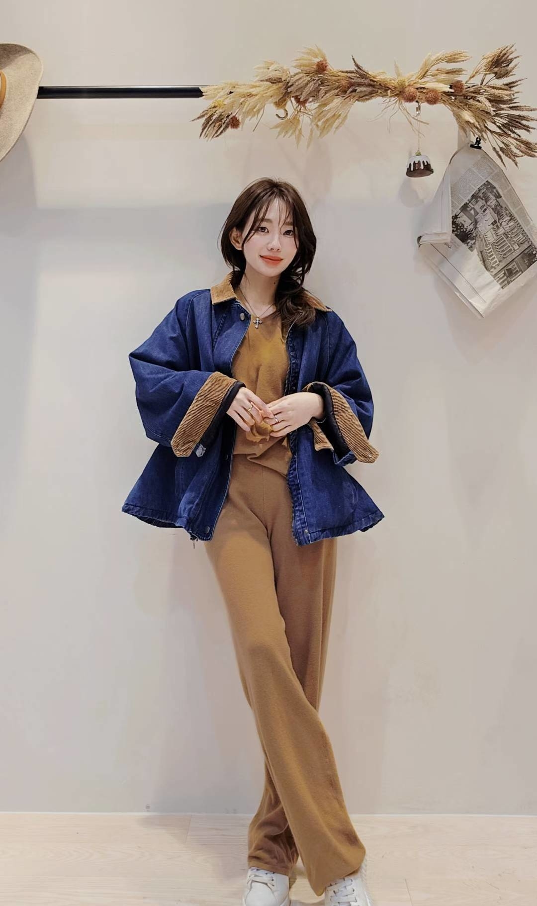 LINE_ALBUM_20251203(三) OLIVE秋冬韓國連線-原始檔3(服飾類)_260106_100