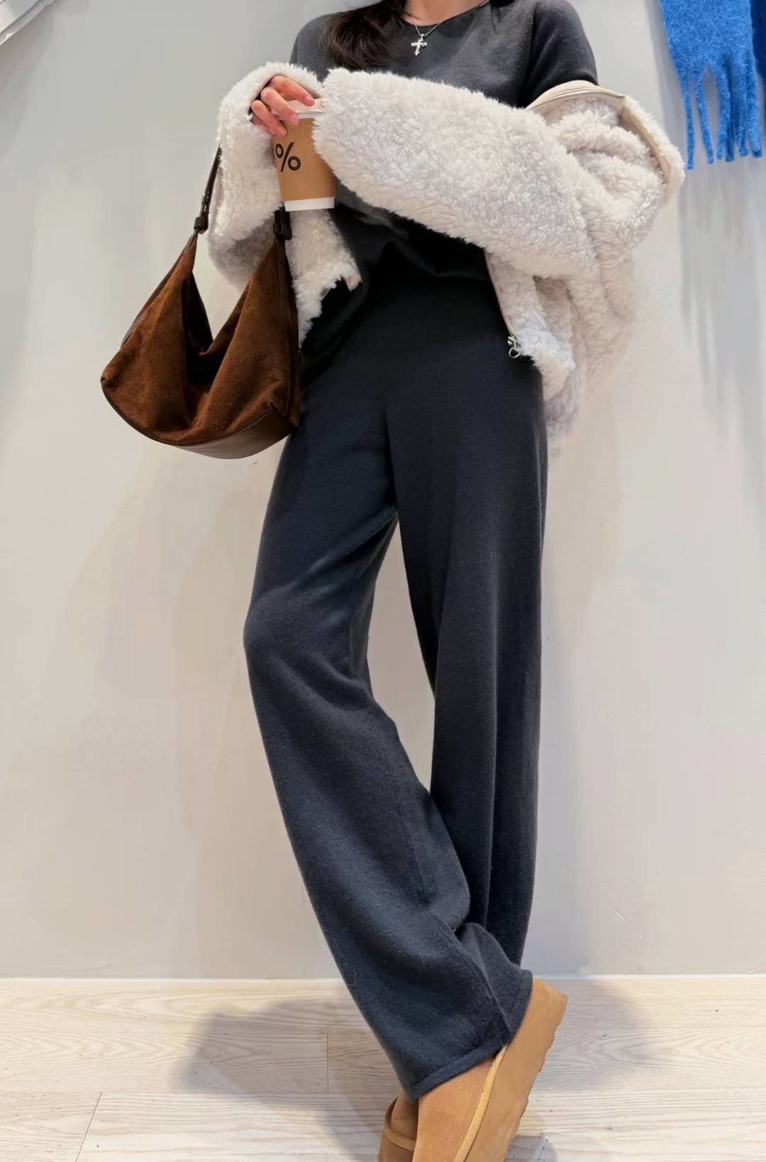 LINE_ALBUM_20251203(三) OLIVE秋冬韓國連線-原始檔3(服飾類)_260106_110